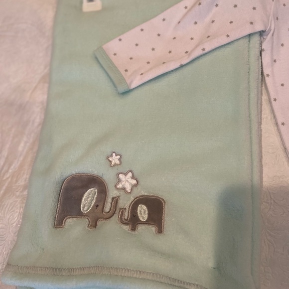 Mint green Onesie & blanket set with elephant print, sz 3-6 months - Picture 2 of 6